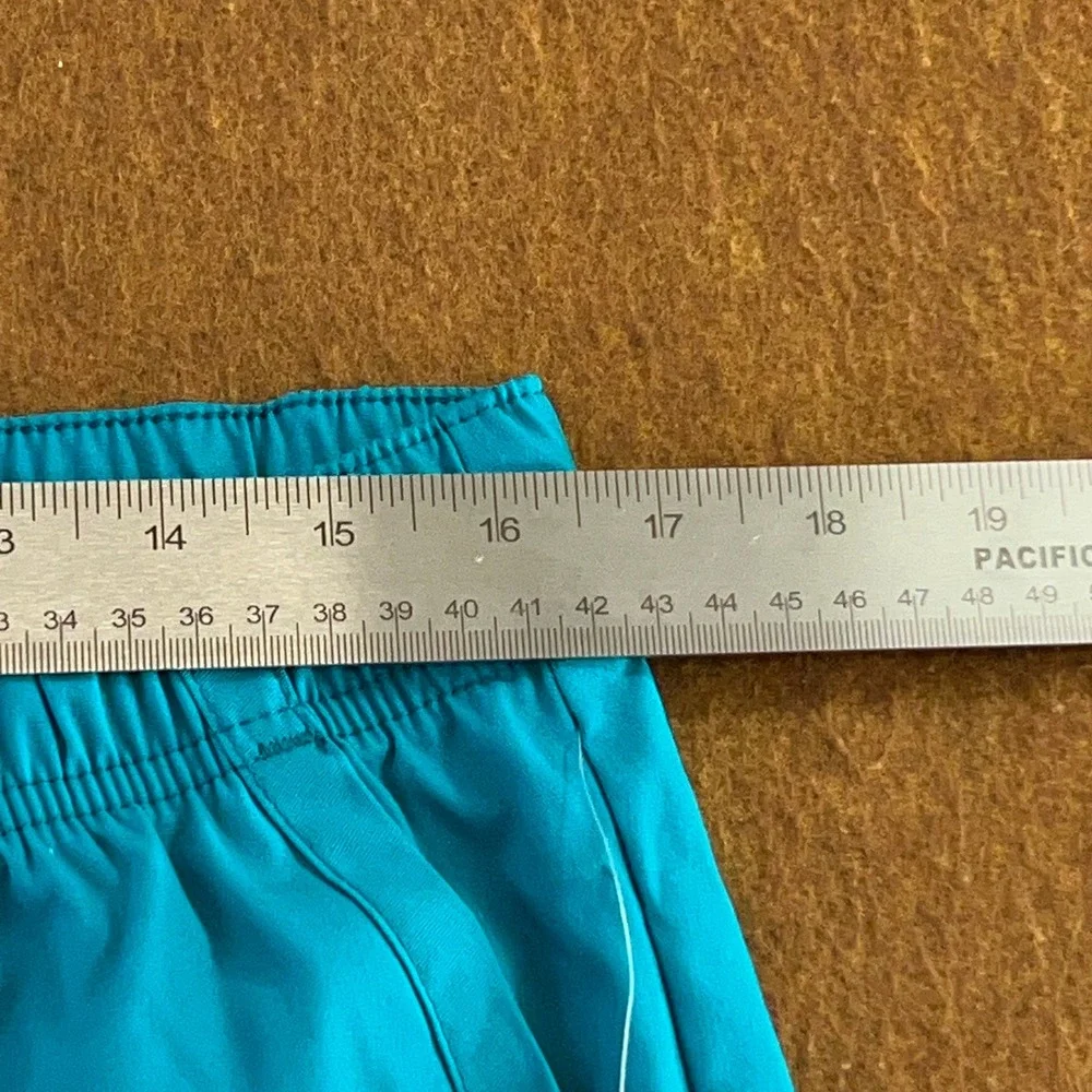 Cherokee Mens Medium Teal Blue Short Traditional Cargo Scrub Pants WW190S NWT